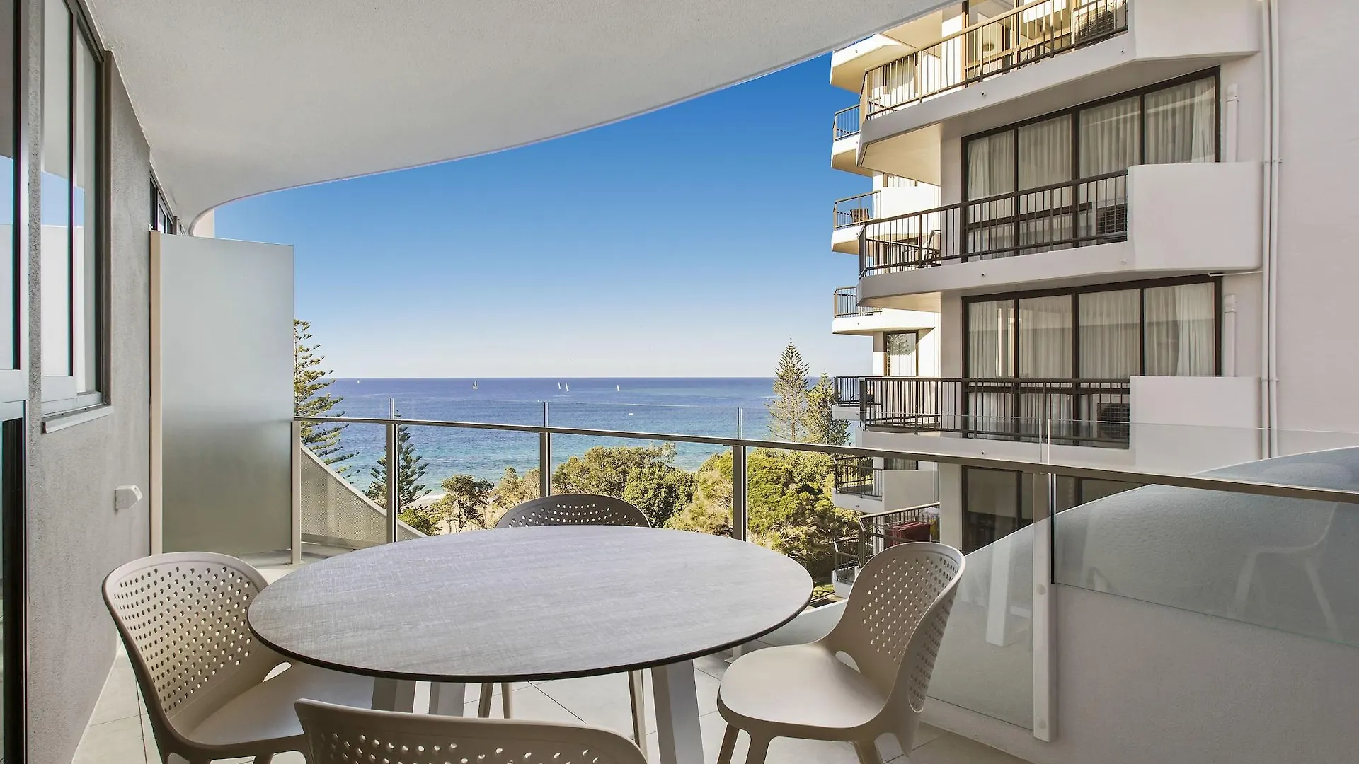 **** Aparthotel Breeze Mooloolaba, Ascend Hotel Collection Australia